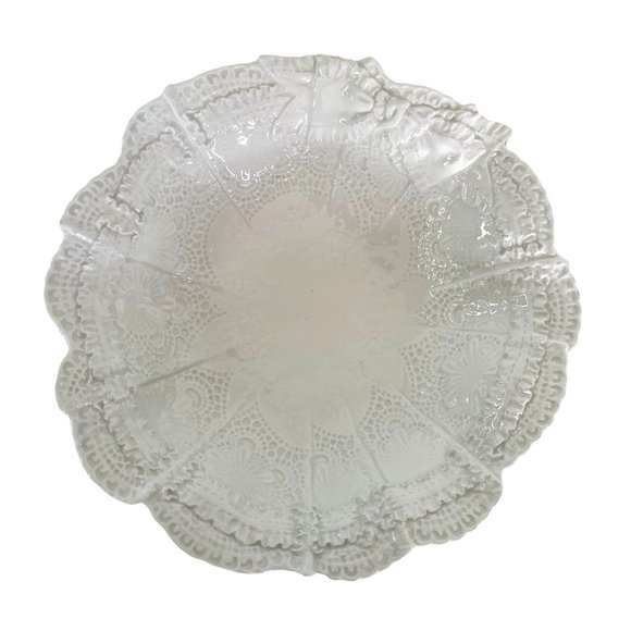 Italian Serving Bowl Embossed Lace and Bow Vintage Italy Ceramic 8.5" x 2.25" - Picture 1 of 6